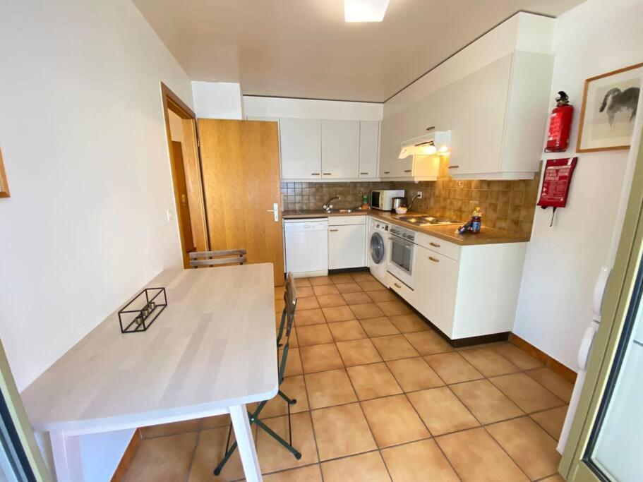 Comfortable, Very Well Located Between Train Station And Lake! Lausanne Extérieur photo